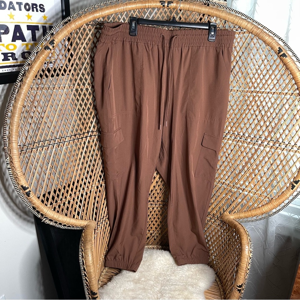 Old Navy Brown Cargo Jogger Pants - Elastic Waist